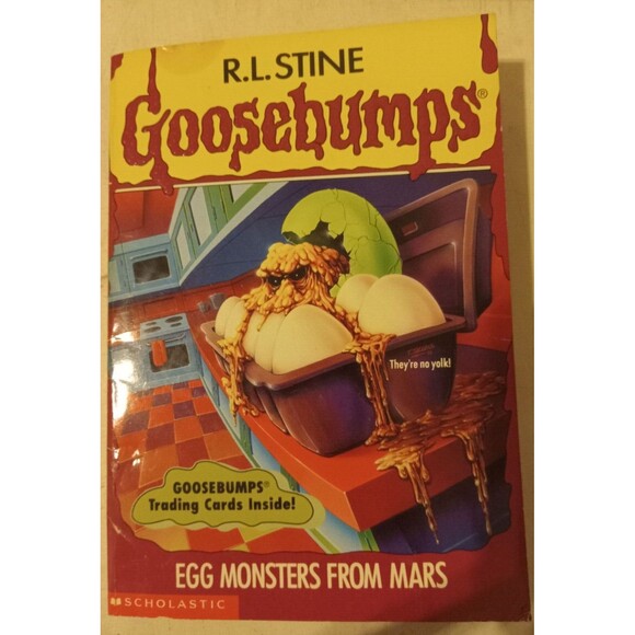 R.L. Stine's Goosebumps Book #42 Egg Monsters From Mars Preowned - Picture 1 of 11